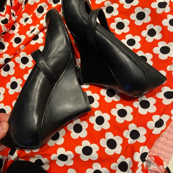 Wedge pump black Spring size 37 7US - Picture 3 of 9